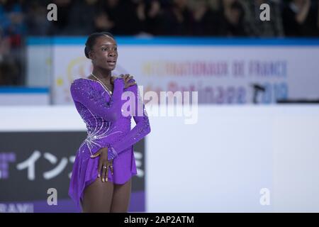 Mae Berenice Meite dalla Francia compete nel Signore pattinaggio gratuito durante il giorno 2 dell'ISU Grand Prix di Pattinaggio di Figura - Internationaux de France a Foto Stock