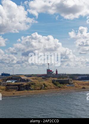 L'isola fortezza di Forteiland nella bocca del Mare del Nord Canal, una parte della città di Ijmuiden sulla costa occidentale dell'Olanda. Foto Stock