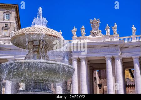 Città del Vaticano - 31 Maggio 2019 - Piazza San Pietro si trova nella Città del Vaticano vicino a Roma, Italia. Foto Stock