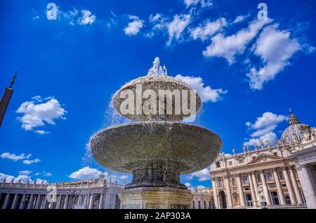 Città del Vaticano - 31 Maggio 2019 - Piazza San Pietro si trova nella Città del Vaticano vicino a Roma, Italia. Foto Stock