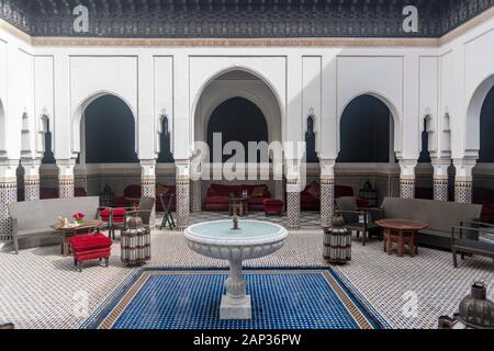 Bellissimo interno di un Riad a Marrakech Foto Stock