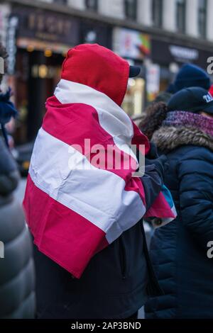 Gli attivisti della diaspora portoricana hanno tenuto una dimostrazione a Lower Manhattan chiedendo che tutti i fondi di soccorso in caso di calamità siano rilasciati a Puerto Rico. Foto Stock