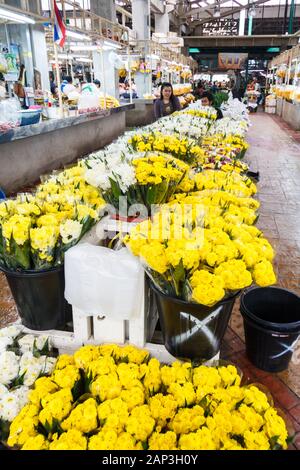 Bangkok, 25 Thailand-Sep 2012: Pak Khlong Talad mercato dei fiori. Questo è il più grande mercato dei fiori in Thailandia. Foto Stock