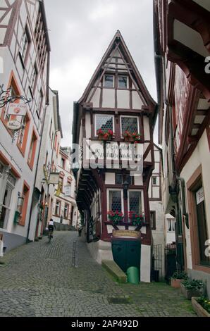 Edificio a graticcio a Piesport, in Germania Foto Stock