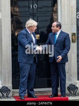 Londra, Regno Unito. , . Presidente Abdel Fattah el-Sisi d'Egitto visite Boris Johnson MP PC Primo Ministro al 10 di Downing Street, Londra Credito: Ian Davidson/Alamy Live News Foto Stock