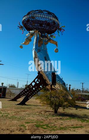 Bombay Beach California USA sponda orientale del Salton Sea. Bombay Beach art l'installazione. Foto Stock