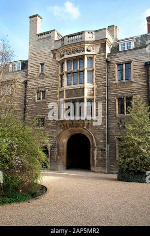 Webb; corte; Webb la costruzione presso il Kings College, Cambridge, Inghilterra Foto Stock