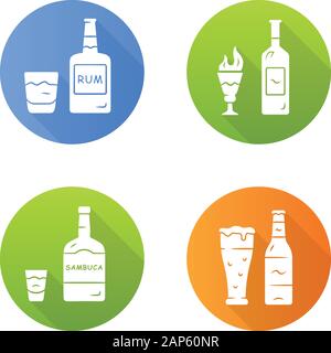 Bevande piatte lungo ombra glifo set di icone. Il Rum, assenzio, sambuca, birra. Bottiglie e contenitori di bevande in bicchieri. Il ristoro liquido alcolico per party Illustrazione Vettoriale