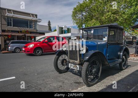 1930 Austin 7 Roadster Offerte parcheggiato a street nel centro di Nelson, Isola del Sud, Nuova Zelanda Foto Stock