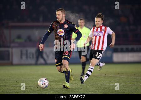 Exeter, Regno Unito. Xxi gen, 2020. Dean Parrett nuovi membri di Stevenage durante l EFL Football League Trophy match tra Exeter City e Stevenage presso il St James Park, Exeter, Inghilterra il 21 gennaio 2020. Foto di Dave Peters. Solo uso editoriale, è richiesta una licenza per uso commerciale. Nessun uso in scommesse, giochi o un singolo giocatore/club/league pubblicazioni. Credit: UK Sports Pics Ltd/Alamy Live News Foto Stock