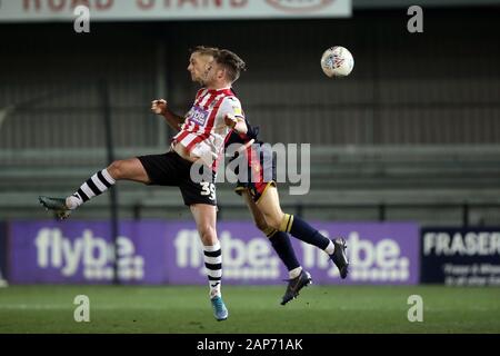 Exeter, Regno Unito. Xxi gen, 2020. Ben Seymour di Exeter City durante l EFL Football League Trophy match tra Exeter City e Stevenage presso il St James Park, Exeter, Inghilterra il 21 gennaio 2020. Foto di Dave Peters. Solo uso editoriale, è richiesta una licenza per uso commerciale. Nessun uso in scommesse, giochi o un singolo giocatore/club/league pubblicazioni. Credit: UK Sports Pics Ltd/Alamy Live News Foto Stock