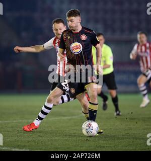 Exeter, Regno Unito. Xxi gen, 2020. Ben Kennedy di Stevenage durante l EFL Football League Trophy match tra Exeter City e Stevenage presso il St James Park, Exeter, Inghilterra il 21 gennaio 2020. Foto di Dave Peters. Solo uso editoriale, è richiesta una licenza per uso commerciale. Nessun uso in scommesse, giochi o un singolo giocatore/club/league pubblicazioni. Credit: UK Sports Pics Ltd/Alamy Live News Foto Stock