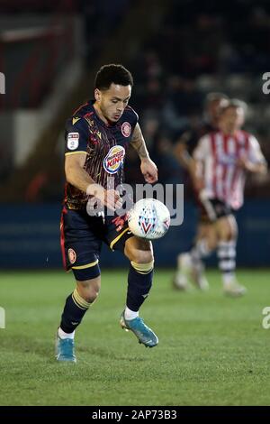 Exeter, Regno Unito. Xxi gen, 2020. Elliott Elenco di Stevenage durante l EFL Football League Trophy match tra Exeter City e Stevenage presso il St James Park, Exeter, Inghilterra il 21 gennaio 2020. Foto di Dave Peters. Solo uso editoriale, è richiesta una licenza per uso commerciale. Nessun uso in scommesse, giochi o un singolo giocatore/club/league pubblicazioni. Credit: UK Sports Pics Ltd/Alamy Live News Foto Stock