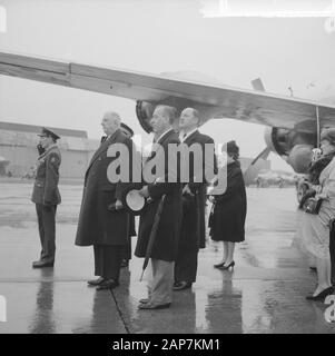 Visita il Presidente De Gaulle ai Paesi Bassi. De Gaulle, Baron Lynden, lun e la onorevole De Gaulle Data: 16 marzo 1963 Località: Paesi Bassi Parole chiave: visite nome personale: Baron Lynden, Gaulle, Charles de, lun, J.A.M.H., lun, Giuseppe Foto Stock