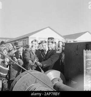 Mayor Van Hall 1e paal Institute Arts & Industry (Amstelveenseweg), reports and overviews Data: 9 marzo 1964 Parole Chiave: Sindaci Foto Stock