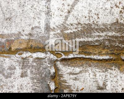 fondo ruvido e ruvido in metallo con cuciture saldate Foto Stock