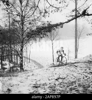 Gare di Cyclecross a Duinhorst. Huling Brinkman (Manch) Data: 5 Febbraio 1956 Parole Chiave: Hages, Ciclismo Foto Stock