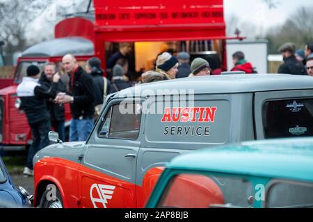 Austin A35 Service Van al Bicester Heritage Center domenica gara. Bicester, Oxfordshire, Inghilterra. Foto Stock