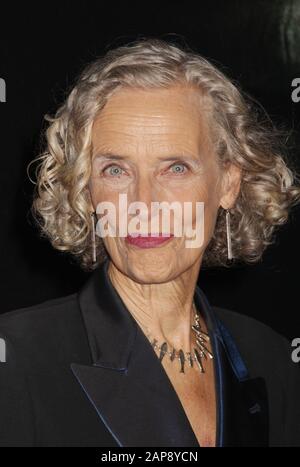 Los Angeles, California, Stati Uniti. 21st gennaio 2020. Barbara Marten 21/01/2020 la prima del 'The Turning' tenutasi al TCL Chinese Theatre di Los Angeles, CA Photo di Izumi Hasegawa/HollywoodNewsWire.co Credit: Hollywood News Wire Inc./Alamy Live News Foto Stock