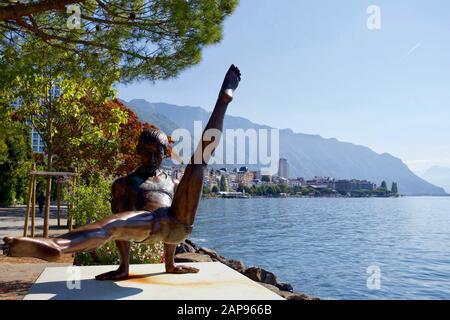 Statua li Ning 'le Prince de la gymnastique' di Sébastien Gouezigoux. Lago Di Ginevra, Montreux, Canton Vaud, Svizzera. Foto Stock