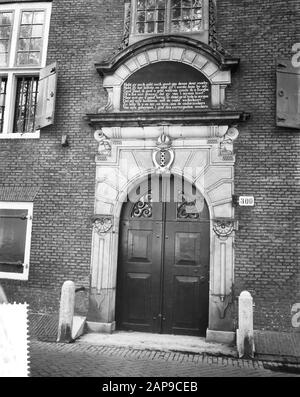 Bank van Loan te Amsterdam, facciata Data: 15 Giugno 1960 Località: Amsterdam, Noord-Holland Parole Chiave: Banche, facciate Foto Stock