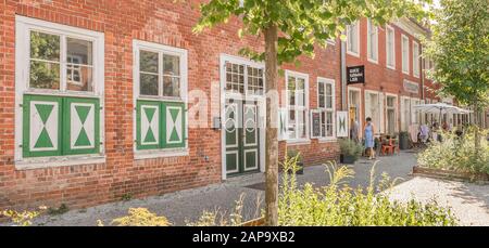 facciate di architettura in mattoni nel quartiere olandese Foto Stock