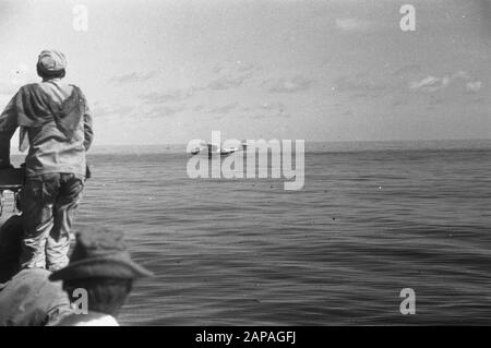 Foto Liberation North Sumatra Descrizione: [Catalina airboat lands at Sea] Data: 19 Dicembre 1948 Località: Indonesia, Indie Orientali Olandesi Foto Stock