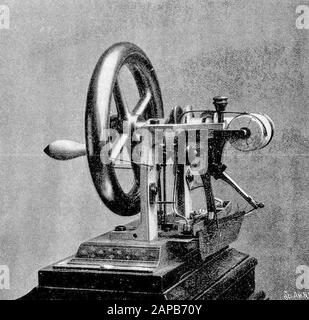 Elias Howe, macchina da cucire con punto a serratura, primo modello in archivio per la domanda di brevetto del 10th settembre 1846, fotografia prima del 1899 Foto Stock