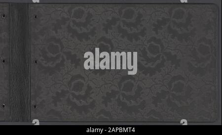 Photoalbum Fisherman: Dutch East Indies, China, Japan, Netherlands, Switzerland, 1930 Descrizione: Inner Cover Photo Album Data: 1930/01/01 Foto Stock