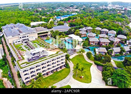 Barca e spiaggia - Bohol, Filippine Foto Stock