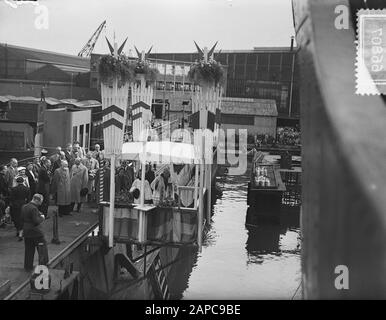 Amsterdam Droogdokme Tewaterlating Ville De Montreal Data: 25 Agosto 1954 Parole Chiave: Tewaterlatingen Nome Dell'Istituto: Droogdok Maatschappij Foto Stock