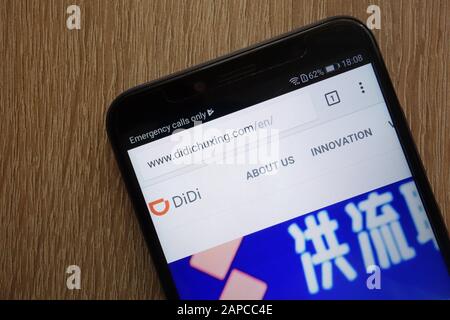 Didi Chuxing sito ufficiale visualizzato su uno smartphone moderno Foto Stock