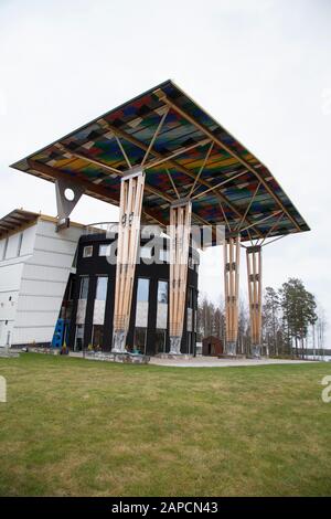 La casa del pasto in Grythyttan Närke.Part della Örebro University con istruzione in ristorante cibo e bevande.L'edificio è stato spostato dal Sevilla World´s fiera 1992, dove era svedese Pavillion.The biblioteca è uno dei più grandi in Scandinavia Foto Stock