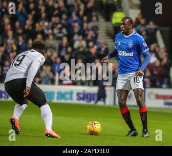 Glasgow, Regno Unito. 22 Gennaio 2020. Rangers FC ha giocato contro il St Mirren FC allo stadio di calcio Ibrox, Govan, Glasgow, UK, nel corso dei continui giochi della Premier League scozzese. I Rangers sono attualmente seduti al secondo posto (2nd) in campionato e St Mirren sono decimo (10th). Rangers ha vinto 1 - 0. Credito: Findlay / Alamy News Foto Stock