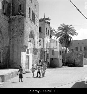 Israele 1964-1965: Akko (Acre), sculture di strada; Foto Stock