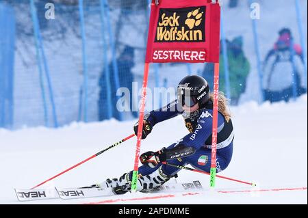 Sestriere, Italia. 19th Gen 2020. Sestriere, Italia, 19 Jan 2020, pirovano laura (ita) durante LA Coppa del mondo DEL CIELO - parallelo Giant Slalom Women - Ski - Credit: LM/Danilo Vigo Credit: Danilo Vigo/LPS/ZUMA Wire/Alamy Live News Foto Stock