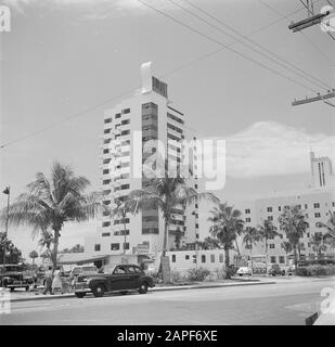 Reportage Miami Descrizione: Boulevard in Miami Beach con The Shelborne Hotel Data: 1948 posizione: Miami, USA Parole Chiave: Alberghi, città Nome personale: Shellburn hotel Foto Stock