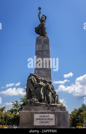 Monumento agli Eroi del leninista Komsomol su Grigore Vieru Boulevard a Chisinau, capitale della Repubblica di Moldavia Foto Stock