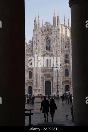 Vista del Duomo di Milano Foto Stock