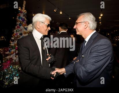 KARL LAGERFEL E PAOLO DE CESARE, GRANDI MAGAZZINI PRINTEMPS Foto Stock