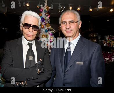 KARL LAGERFEL E PAOLO DE CESARE, GRANDI MAGAZZINI PRINTEMPS Foto Stock