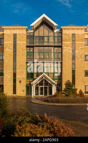 Ingresso a un moderno edificio di uffici Foto Stock