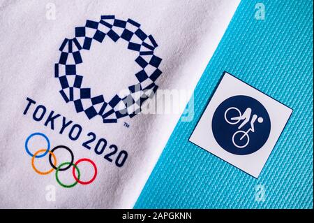 TOKYO, GIAPPONE, GENNAIO. 20. 2020: Pittogramma di bici da montagna per il gioco olimpico estivo Tokyo 2020 Foto Stock
