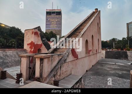 Osservatorio storico, Jantar Mantar, New Delhi, India Foto Stock