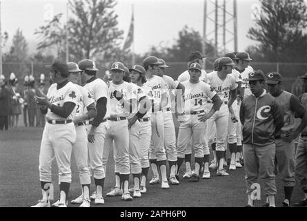 International Baseball Week in Haarlem Descrizione: The American Sullivans durante la cerimonia di apertura Data: 1 luglio 1972 luogo: Haarlem, Noord-Holland Parole Chiave: Cerimonie Foto Stock