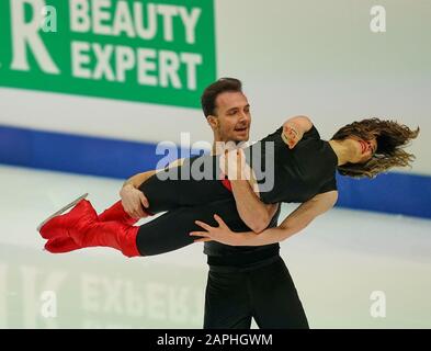 Steiermarkhalle, Graz, Austria. 23rd Gen 2020. Natalia Kaliszek e Maksym Spodyriev in Polonia durante la danza del ghiaccio ai Campionati europei di pattinaggio su ghiaccio ISU a Steiermarkhalle, Graz, Austria. Credito: Csm/Alamy Live News Foto Stock