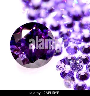 Gemma Amethyst a taglio circolare (sintetica/creata in laboratorio) Foto Stock