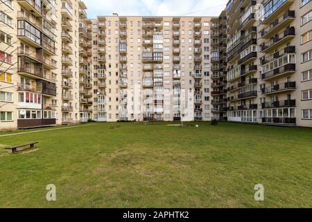 Enorme complesso di appartamenti in via S. Neries a Vilnius Foto Stock