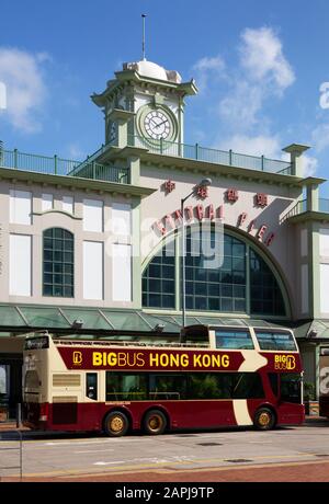 Hong Kong Tourism - Big Bus Hong Kong - Un Autobus Big Bus È Stato Fermato Fuori Dal Central Pier, Central District, Hong Kong Island Hong Kong Asia Foto Stock