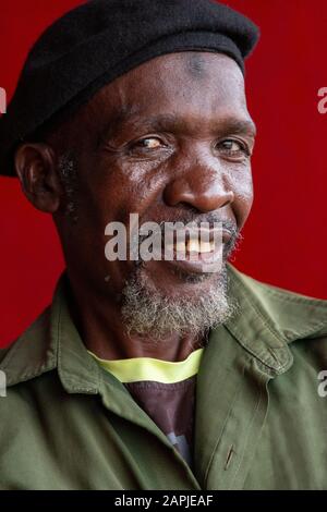 Ritratto di un uomo locale, a Kampala, Uganda Foto Stock